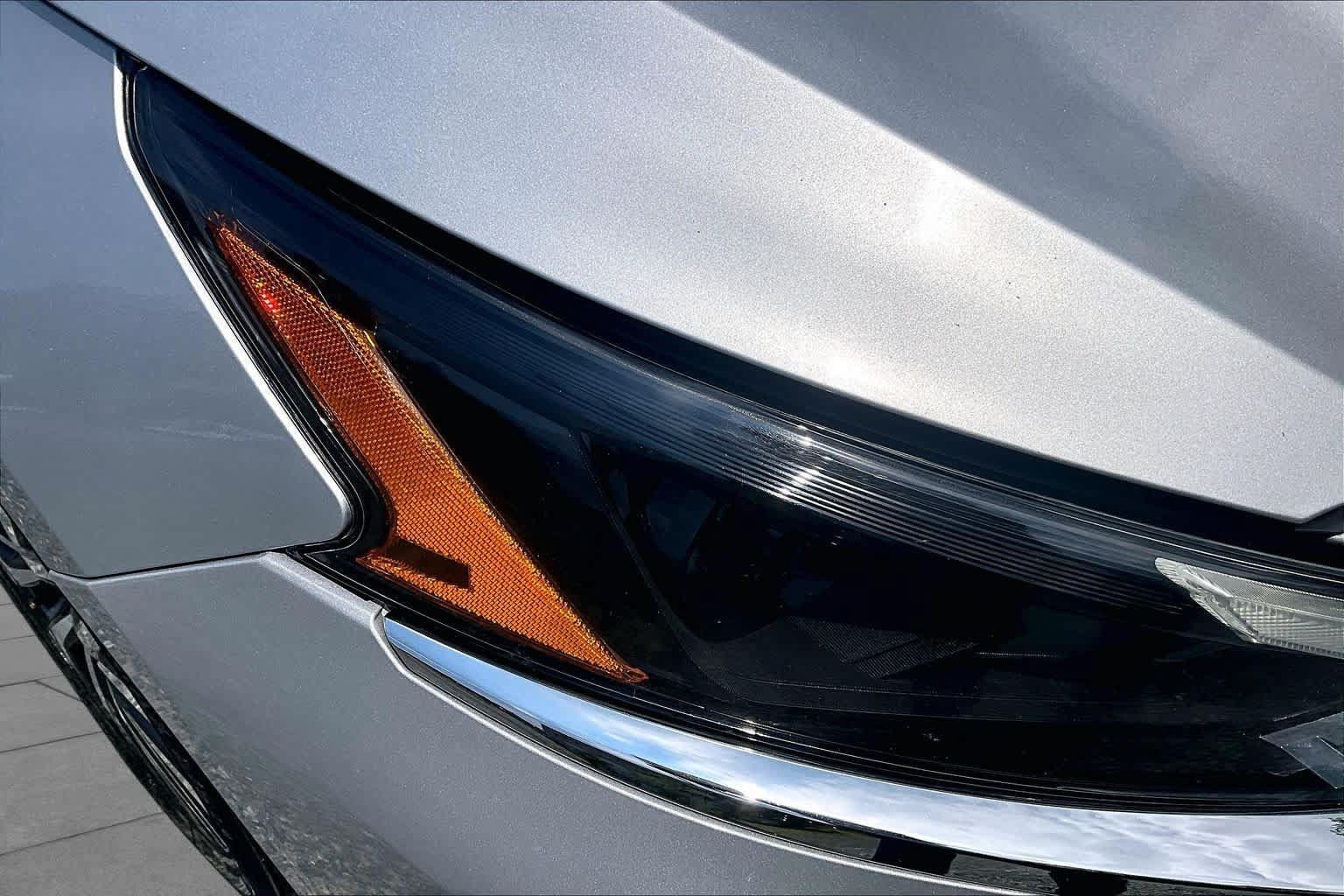 Used 2024 Nissan Altima 2.5 SV FWD image 28