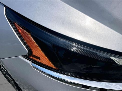 Used 2024 Nissan Altima 2.5 SV FWD image 28