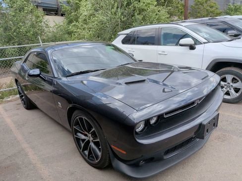 Used 2018 Dodge Challenger R/T Scat Pack w/ Leather Interior Group RWD image 1