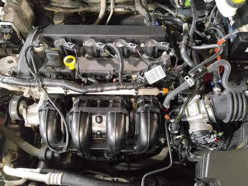 Used 2020 Ford Fusion S FWD image 30