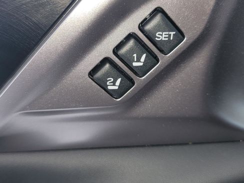 Used 2023 Subaru Legacy Limited AWD/4WD image 30