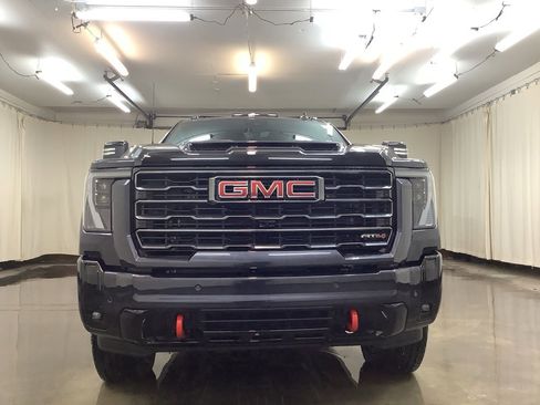 New 2026 GMC Sierra 2500 AT4 w/ AT4 Premium Plus Package image 13