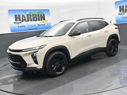 New 2026 Chevrolet Trax ACTIV w/ Driver Confidence Package image 1