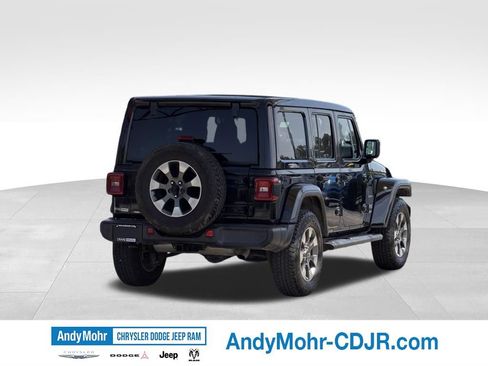 Used 2020 Jeep Wrangler Unlimited Sahara AWD/4WD image 7
