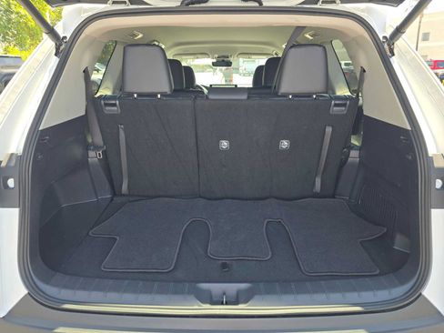 Certified 2026 Toyota Grand Highlander FWD image 16