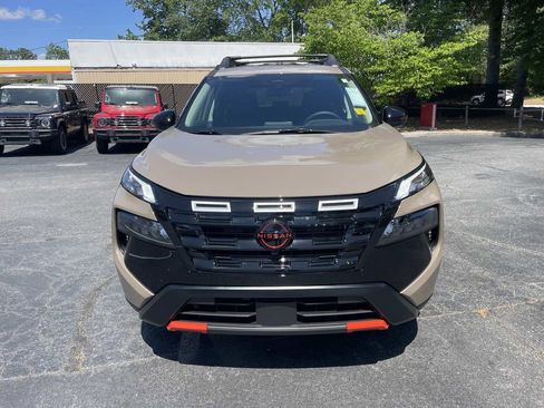 Certified 2026 Nissan Rogue SV image 11