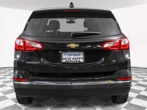 Used 2018 Chevrolet Equinox LT FWD image 16