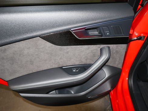 Used 2018 Audi S4 Premium Plus w/ Navigation Package image 25