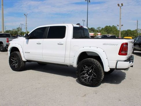 Used 2023 RAM 1500 Laramie AWD/4WD image 7