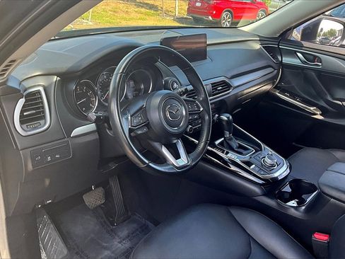 Used 2022 MAZDA CX-9 Touring image 4