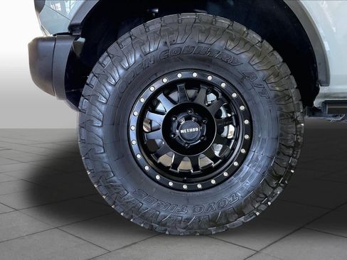 Used 2023 Ford Bronco Black Diamond AWD/4WD image 10