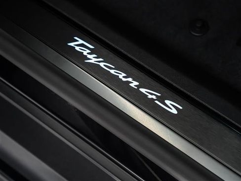 New 2026 Porsche Taycan 4S image 25