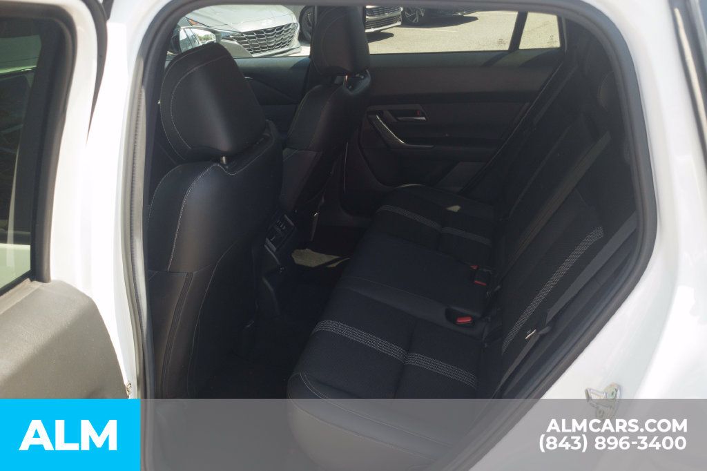 Used 2025 MAZDA CX-50 AWD 2.5 S w/ Preferred Package image 18