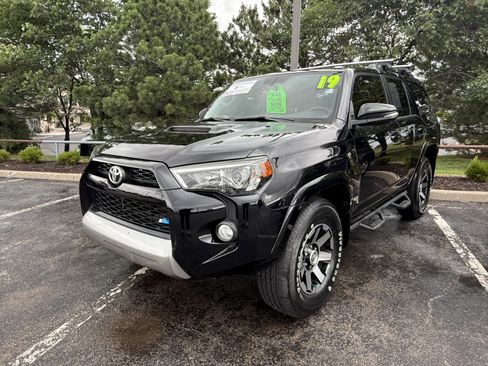 Certified 2019 Toyota 4Runner TRD Off-Road Premium AWD/4WD image 25