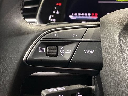 Used 2023 Audi Q8 Prestige w/ Prestige Package image 11