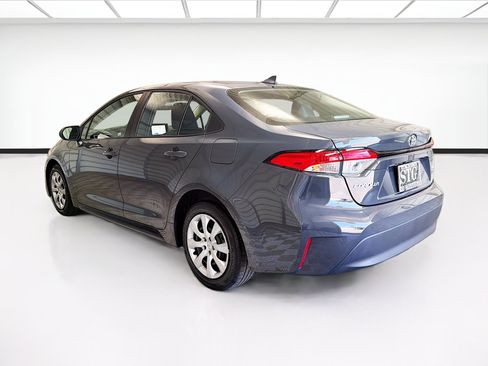 Used 2025 Toyota Corolla LE FWD image 6