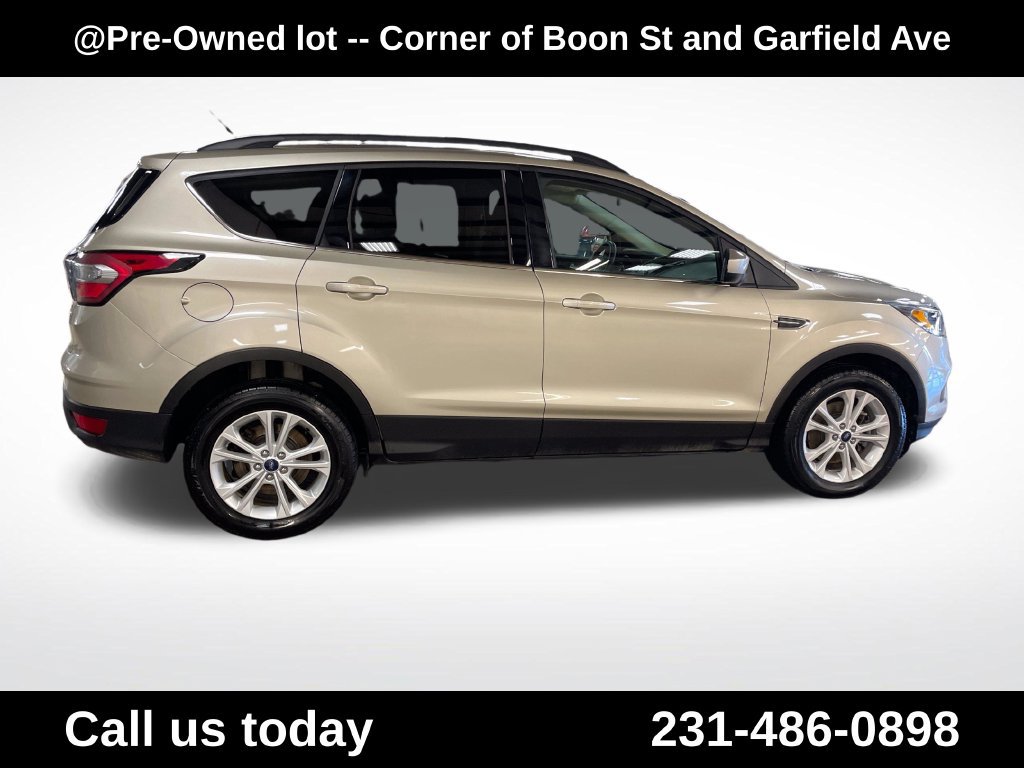 Used 2018 Ford Escape SE AWD/4WD image 6