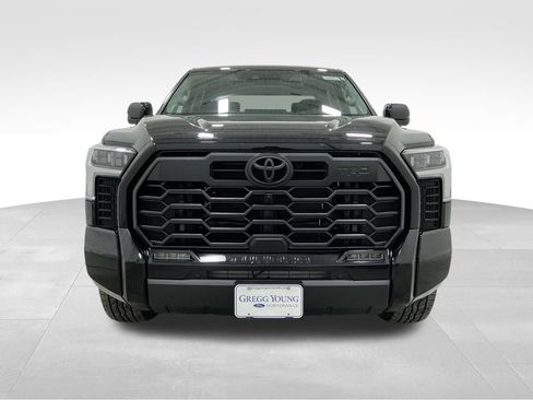 Used 2024 Toyota Tundra Limited image 6