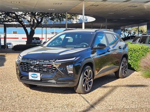 New 2026 Chevrolet Trax RS w/ Driver Confidence Package image 3