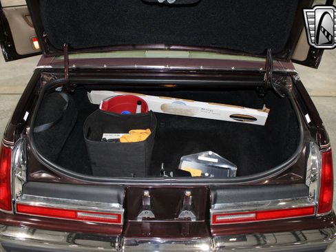 Used 1988 Lincoln Mark VII Blass image 22