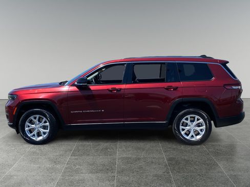Used 2023 Jeep Grand Cherokee L Limited RWD image 2