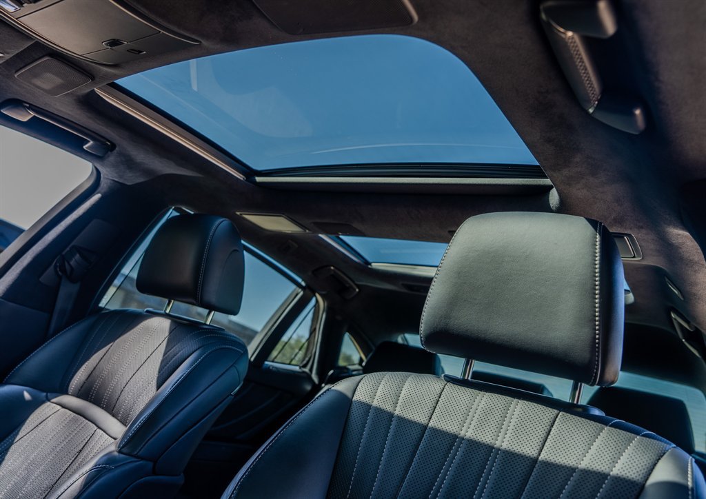 Used 2018 Lexus LS 500 w/ Luxury Package RWD image 27