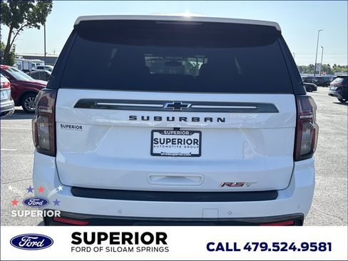 Used 2022 Chevrolet Suburban RST w/ Luxury Package AWD/4WD image 4