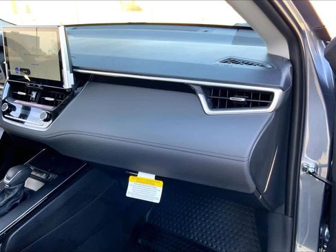 Certified 2026 Toyota Corolla Cross XLE image 15