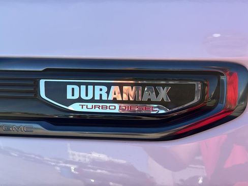 Used 2024 GMC Sierra 1500 AT4 w/ Technology Package image 10