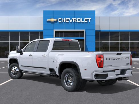 New 2026 Chevrolet Silverado 3500 High Country w/ High Country Premium Package AWD/4WD image 3