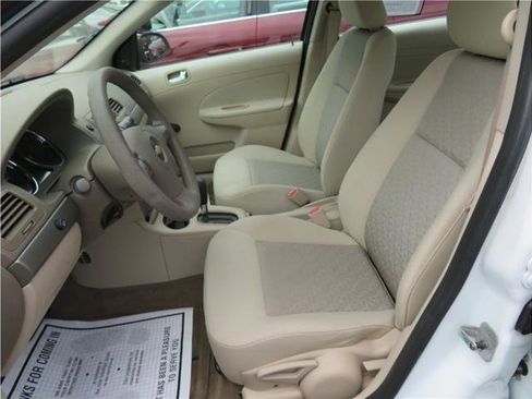 Used 2007 Chevrolet Cobalt LS w/ Enhanced Safety Package image 3