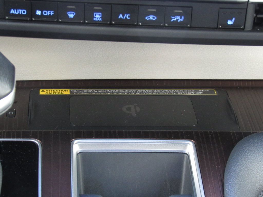 Certified 2023 Toyota Sienna XLE w/ XLE Plus Package AWD/4WD image 35