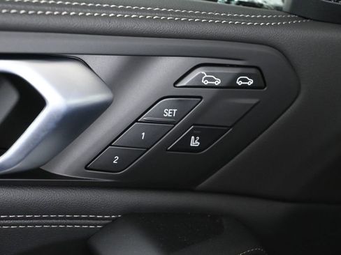 New 2026 BMW X6 xDrive40i w/ Climate Comfort Package image 29