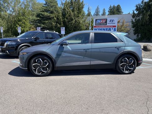 Certified 2024 Hyundai Ioniq 5 SEL RWD image 2