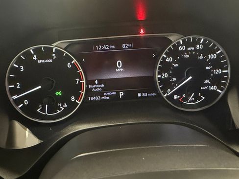 Used 2025 Nissan Rogue SV FWD image 19