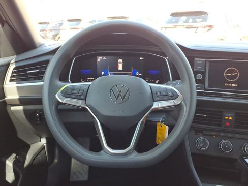 Used 2022 Volkswagen Jetta Sport FWD image 17