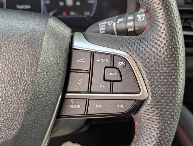 Certified 2025 Toyota Sienna XSE w/ XSE Premium Package AWD/4WD image 20
