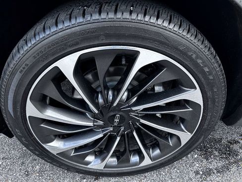 Used 2021 Lincoln Aviator Reserve w/ Equipment Group 202A image 15