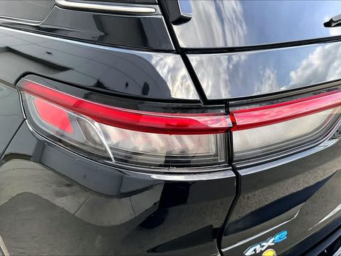 Used 2022 Jeep Grand Cherokee Limited 4xe w/ MOPAR Finishing Package AWD/4WD image 32