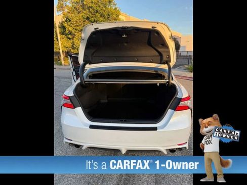 Used 2020 Toyota Camry XSE FWD image 14