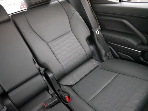 Certified 2025 Toyota 4Runner TRD Off-Road Premium image 14