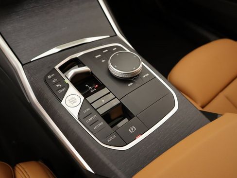 New 2025 BMW 330i xDrive 330i xDrive w/ M Sport Package image 9