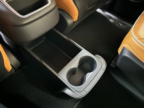 Certified 2021 Chrysler Pacifica Pinnacle image 45