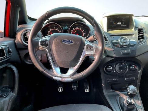 Used 2015 Ford Fiesta ST image 5