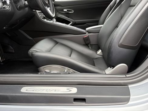 Used 2017 Porsche 911 Carrera S RWD image 15