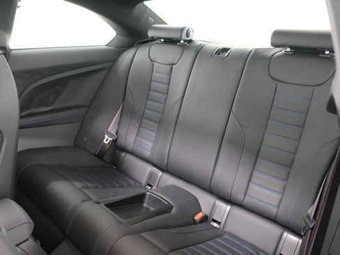 Used 2025 BMW M2 w/ Lighting Package RWD image 33