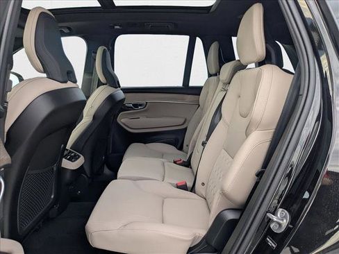 New 2026 Volvo XC90 B5 Plus w/ Protection Package image 17