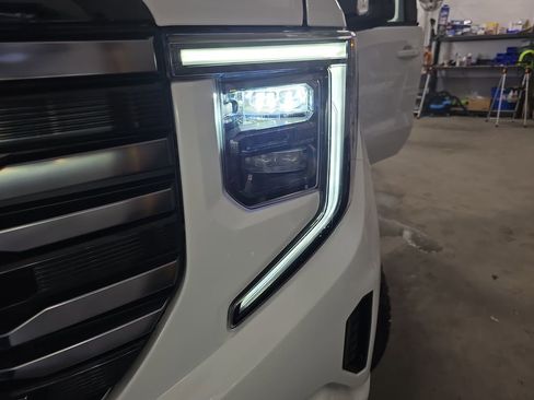 New 2026 GMC Sierra 1500 AT4 w/ AT4 Premium Package AWD/4WD image 36