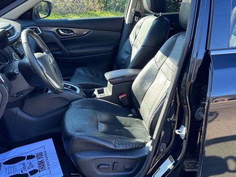 Used 2016 Nissan Rogue SL w/ SL Premium Package AWD/4WD image 17