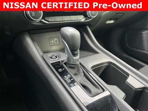 Used 2023 Nissan Sentra S image 30